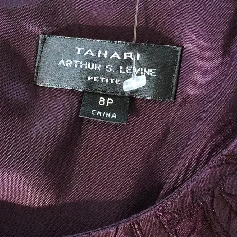 Tahari Dress size 8p - Picture 6 of 7